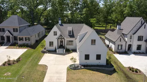 Exterior - 323 Penrose Pl, Madison, MS 39110 photo 12 of 14