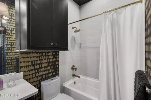 Bath - 323 Penrose Pl, Madison, MS 39110 photo 4 of 8