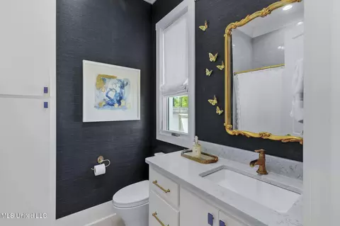 Bath - 323 Penrose Pl, Madison, MS 39110 photo 1 of 8