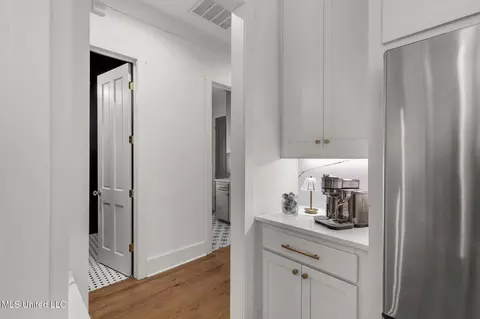 Entry Way - 323 Penrose Pl, Madison, MS 39110 photo 1 of 3