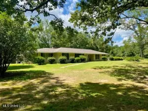 1091 Moaks Creek Rd, Summit, MS 39666