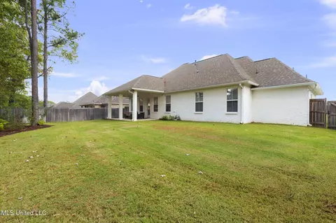 Exterior - 433 Crossvine Pl, Madison, MS 39110 photo 5 of 12