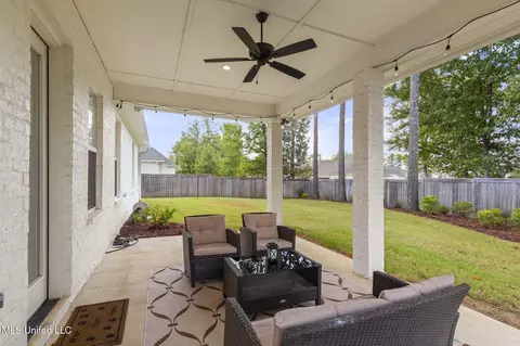 Exterior - 433 Crossvine Pl, Madison, MS 39110 photo 6 of 12