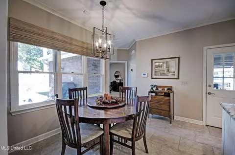 Dining - 154 Northwind Dr, Brandon, MS 39047 photo 3 of 3
