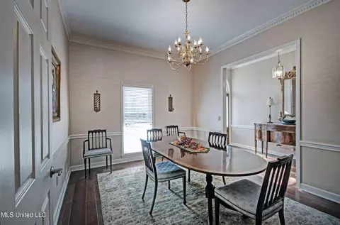 Dining - 154 Northwind Dr, Brandon, MS 39047 photo 2 of 3