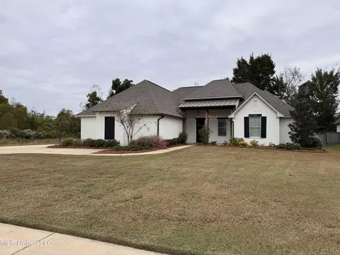 Exterior - 130 Coventry Ln, Canton, MS 39046 photo 3 of 8