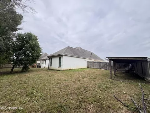 Exterior - 130 Coventry Ln, Canton, MS 39046 photo 8 of 8