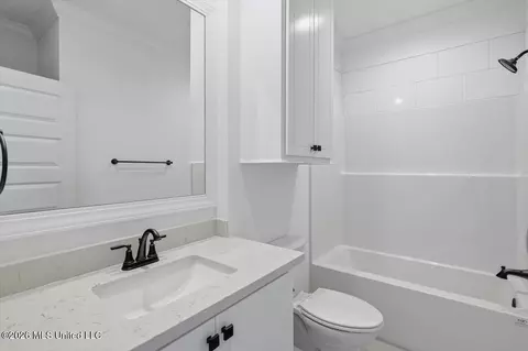 Bath - 185 Bronson Bnd, Flowood, MS 39232 photo 7 of 7