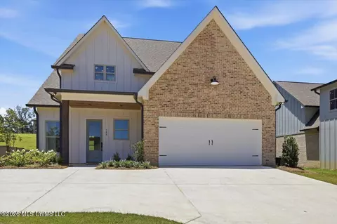 185 Bronson Bnd, Flowood, MS 39232