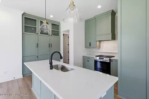 Kitchen - 185 Bronson Bnd, Flowood, MS 39232 photo 1 of 3