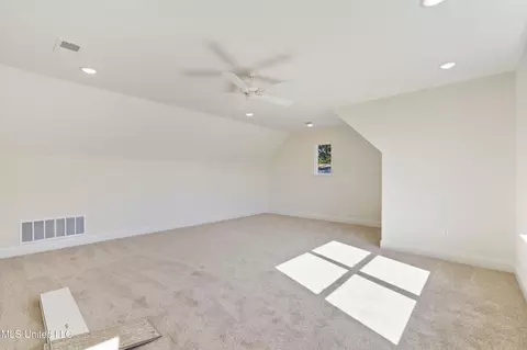 Bedroom - 2297 S Highway 301, Hernando, MS 38632 photo 4 of 4