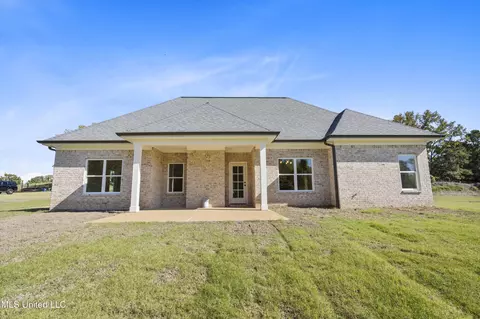 Exterior - 2297 S Highway 301, Hernando, MS 38632 photo 5 of 6
