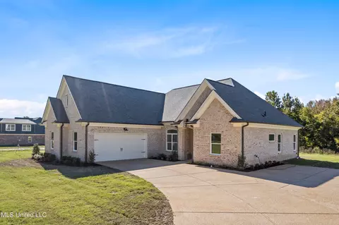 Exterior - 2297 S Highway 301, Hernando, MS 38632 photo 3 of 6