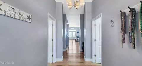 Entry Way - 4 Sea View Cir, Long Beach, MS 39560 photo 1 of 7