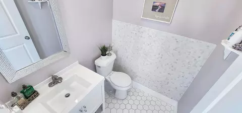 Bath - 4 Sea View Cir, Long Beach, MS 39560 photo 3 of 6