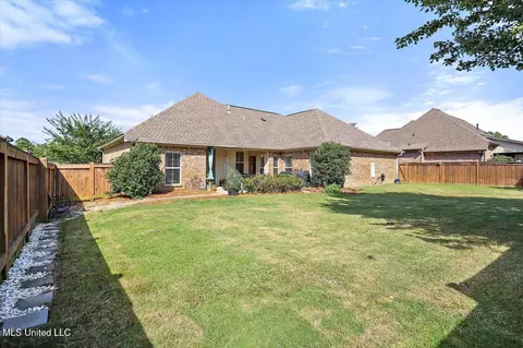 Exterior - 137 Camden Xing, Madison, MS 39110 photo 4 of 6