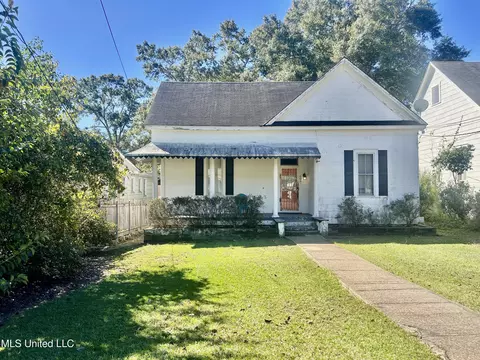 605 Virginia Avenue Ave, Mccomb, MS 39648