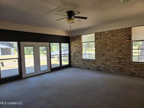 Living - 13165 Highway 613, Lucedale, MS 39452 photo 7 of 9