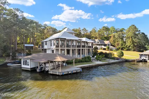 59 Log Wagon Trl, Lumberton, MS 39455