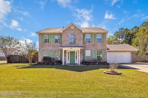 4608 Pinehaven Dr, Ocean Springs, MS 39564