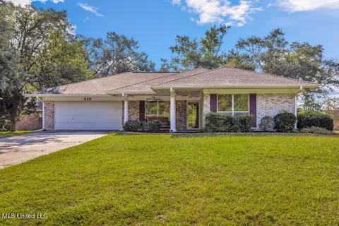 640 Apelehama Cir, Diamondhead, MS 39525