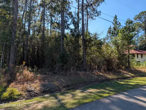 7311 Ieke Cir, Diamondhead, MS 39525 photo 9