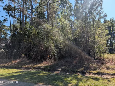 7311 Ieke Cir, Diamondhead, MS 39525 photo 5