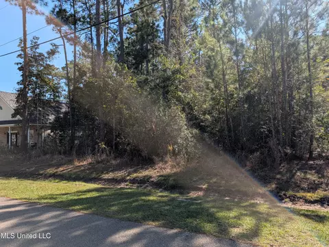 7311 Ieke Cir, Diamondhead, MS 39525 photo 4