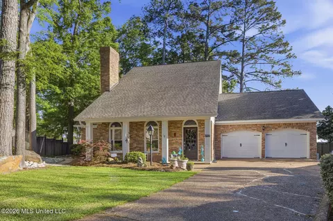 135 Winter Teal Pl, Madison, MS 39110