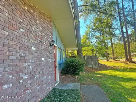 Exterior - 5812 Concord Dr, Jackson, MS 39211 photo 8 of 8
