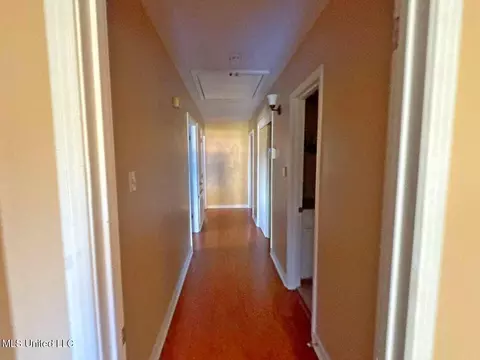 Entry Way - 5812 Concord Dr, Jackson, MS 39211 photo 1 of 1
