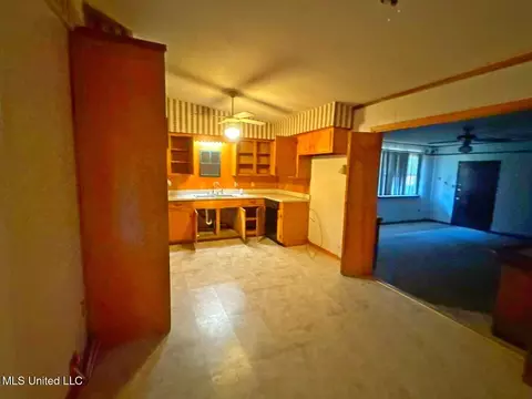 Kitchen - 5812 Concord Dr, Jackson, MS 39211 photo 3 of 3