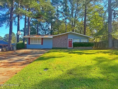 Exterior - 5812 Concord Dr, Jackson, MS 39211 photo 2 of 8