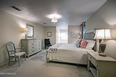 Bedroom - 422 Warwick Rd, Clinton, MS 39056 photo 3 of 6