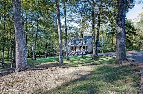 Exterior - 422 Warwick Rd, Clinton, MS 39056 photo 3 of 27