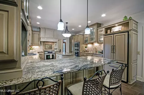 Kitchen - 422 Warwick Rd, Clinton, MS 39056 photo 2 of 7