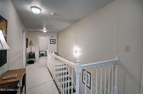Entry Way - 422 Warwick Rd, Clinton, MS 39056 photo 7 of 7