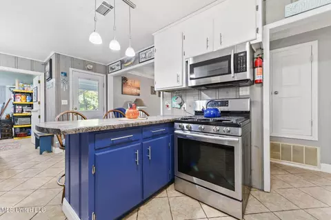 Kitchen - 14404 Flicker Dr, Biloxi, MS 39532 photo 3 of 3