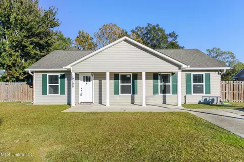 10700 Dogwood St, Ocean Springs, MS 39565
