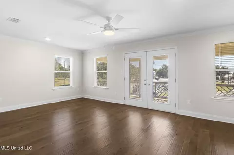 Living - 378 Howard Ave, Biloxi, MS 39530 photo 5 of 5
