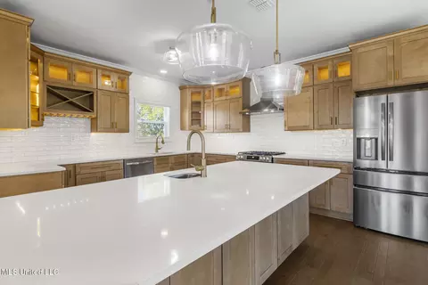 Kitchen - 378 Howard Ave, Biloxi, MS 39530 photo 1 of 3