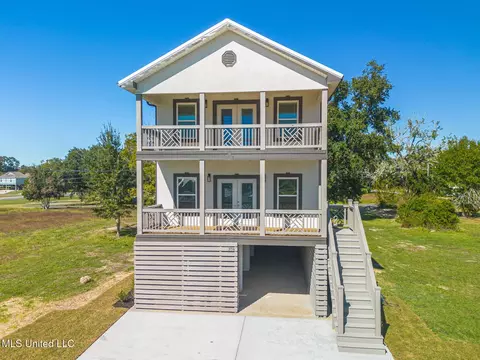 378 Howard Ave, Biloxi, MS 39530