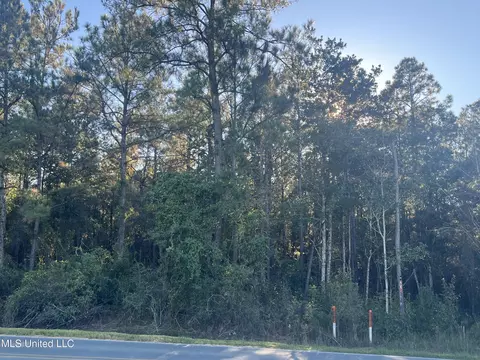 0 Kiln Desile Rd, Pass Christian, MS 39571