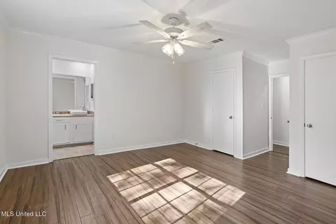 Bedroom - 116 Oakhill Pl, Brandon, MS 39042 photo 2 of 4