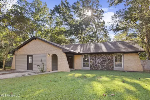 116 Oakhill Pl, Brandon, MS 39042