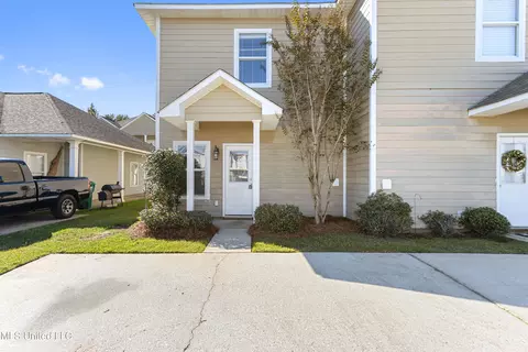 1272 Tropical Cv, Gulfport, MS 39507