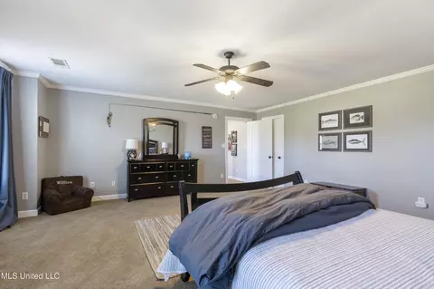 Bedroom - 2597 Oak Manor Dr, Hernando, MS 38632 photo 8 of 8