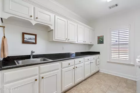 Other - 2597 Oak Manor Dr, Hernando, MS 38632 photo 3 of 8