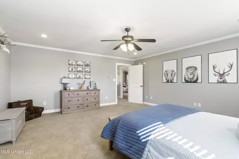 Bedroom - 2597 Oak Manor Dr, Hernando, MS 38632 photo 6 of 8