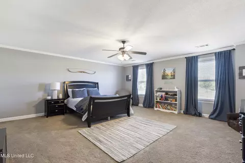 Bedroom - 2597 Oak Manor Dr, Hernando, MS 38632 photo 7 of 8